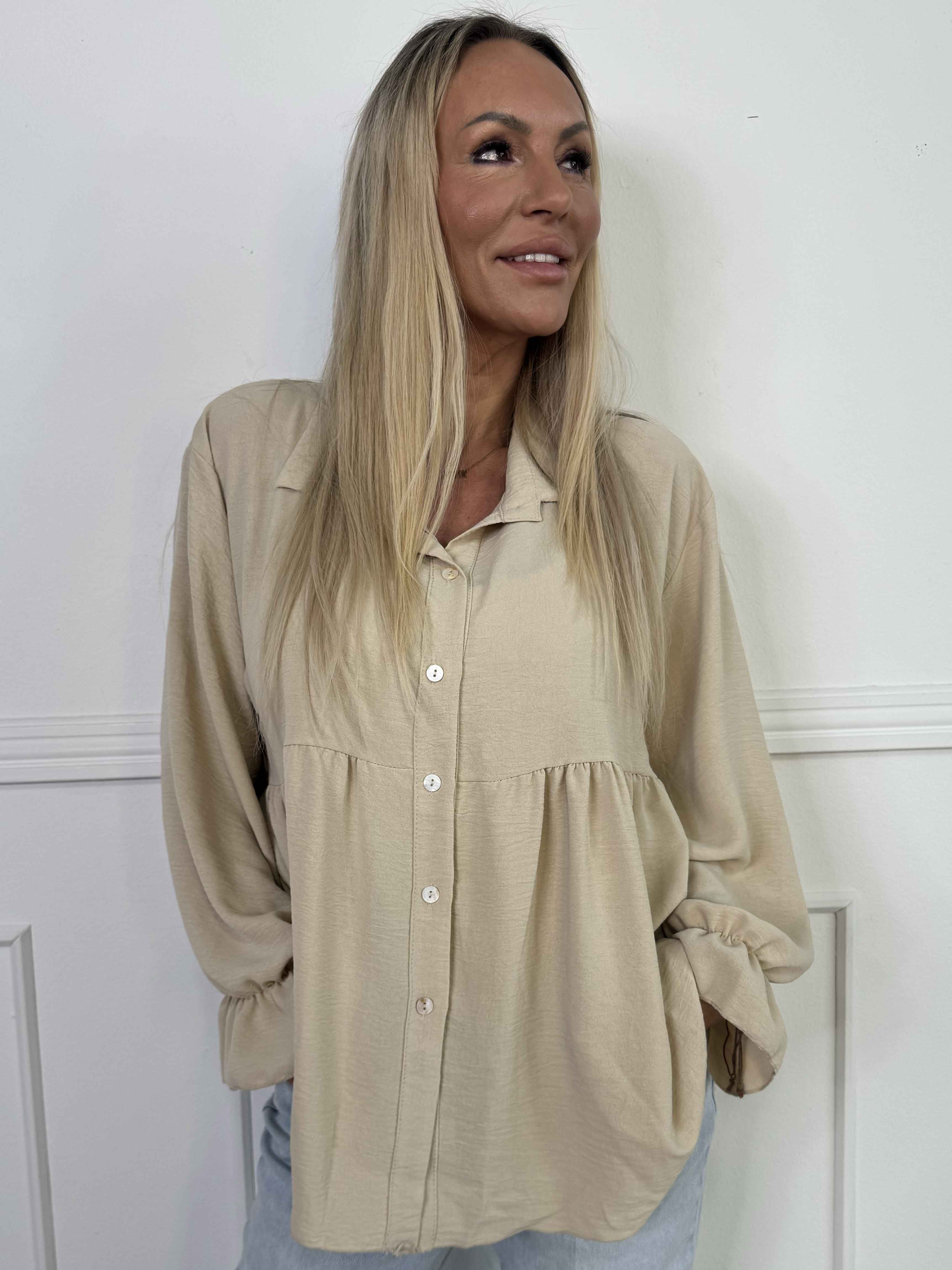 Smilla - Sød tunika i viskose med knapper